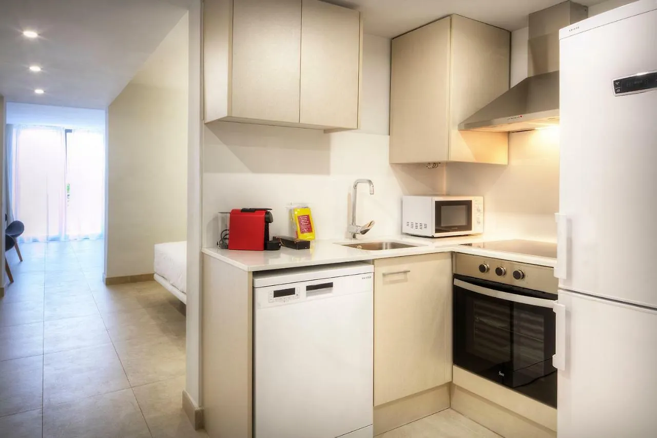 Apartaments Lauria Tarragona 0*,