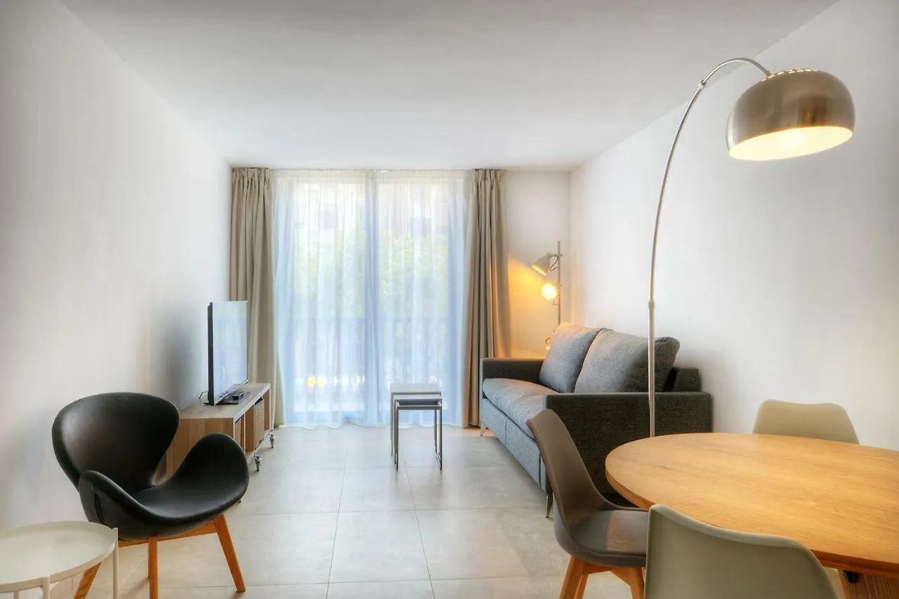 Apartaments Lauria Tarragona 0*,