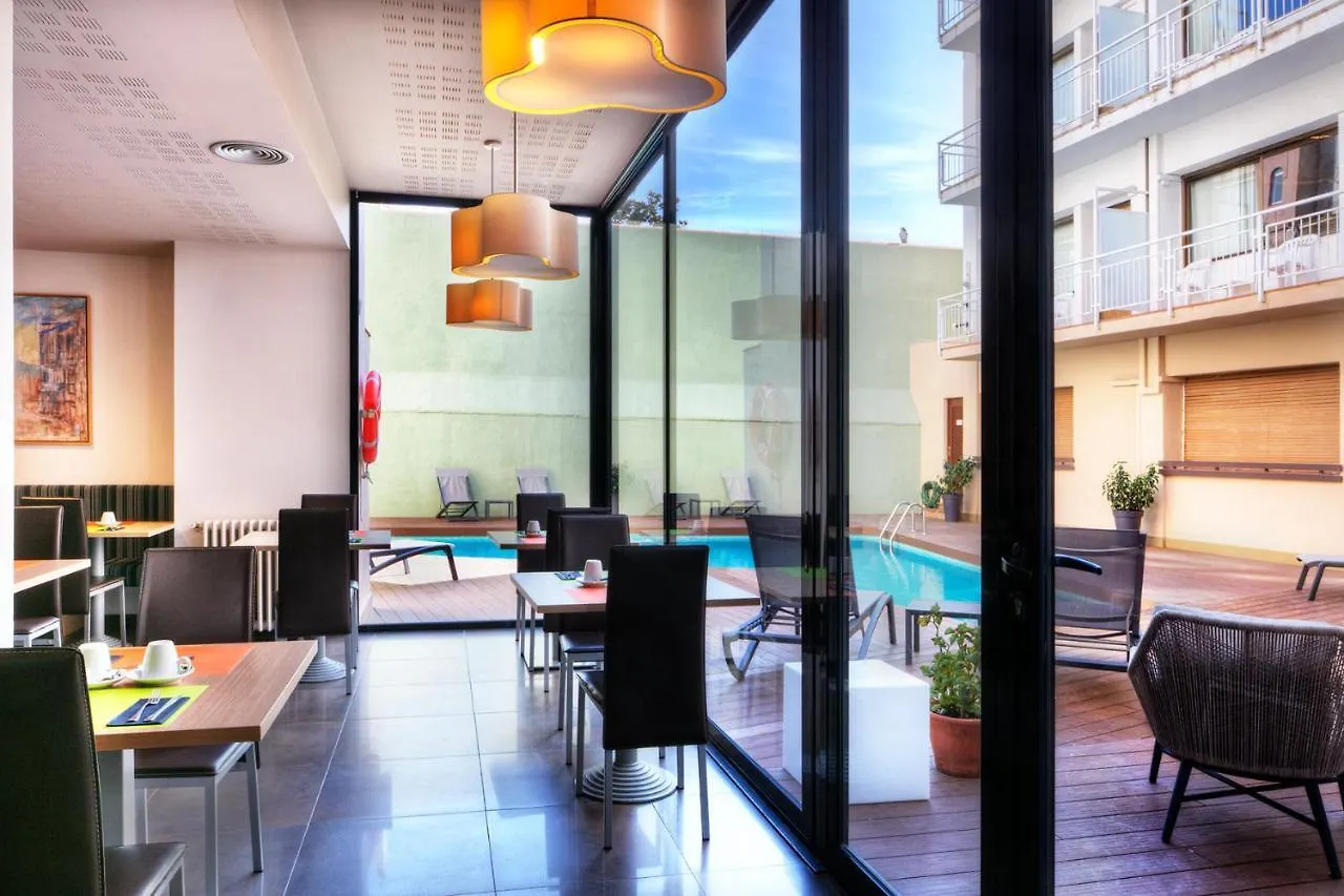Apartaments Lauria Tarragona Apartment
