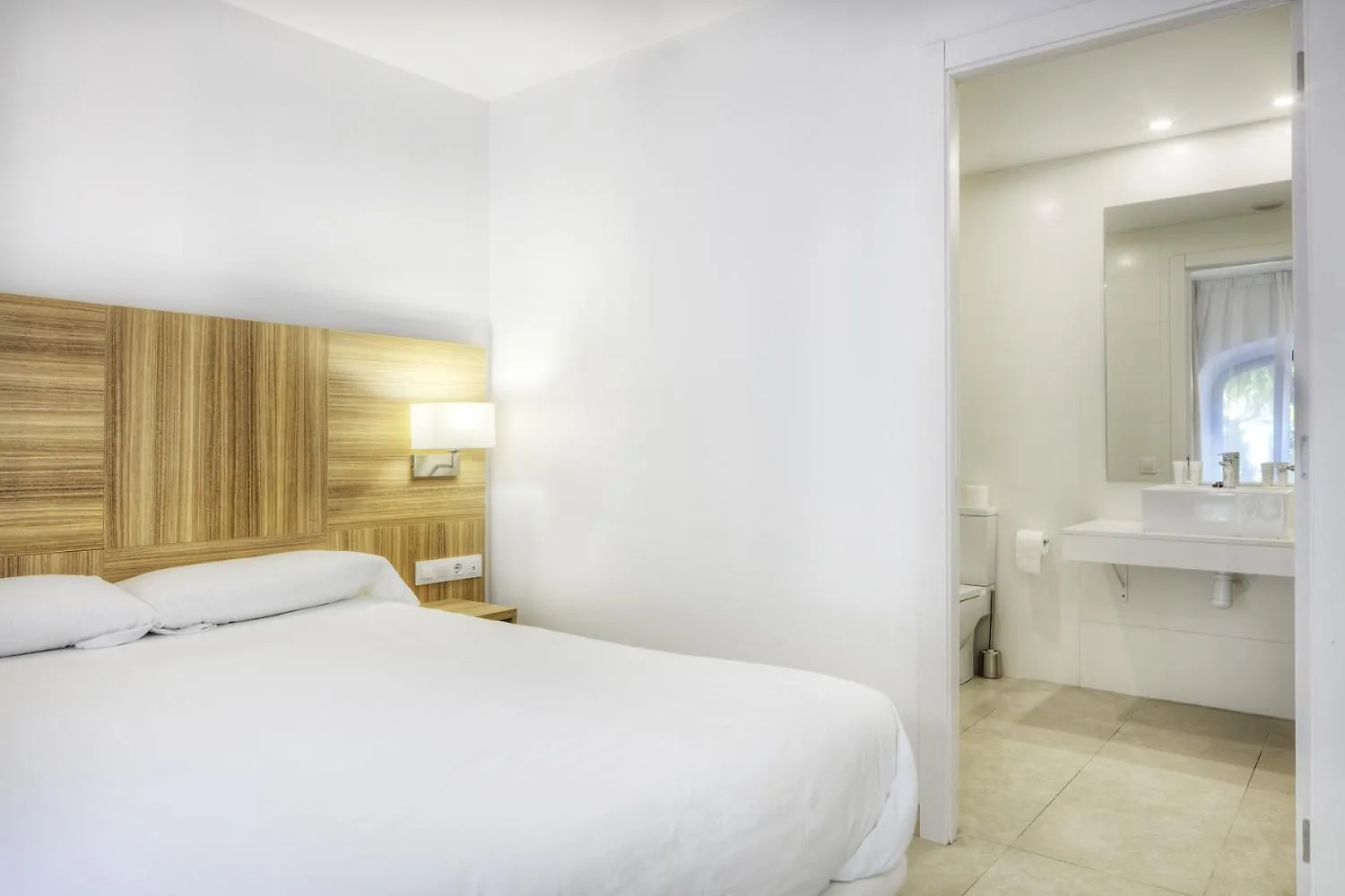 Apartaments Lauria Таррагона 0*,