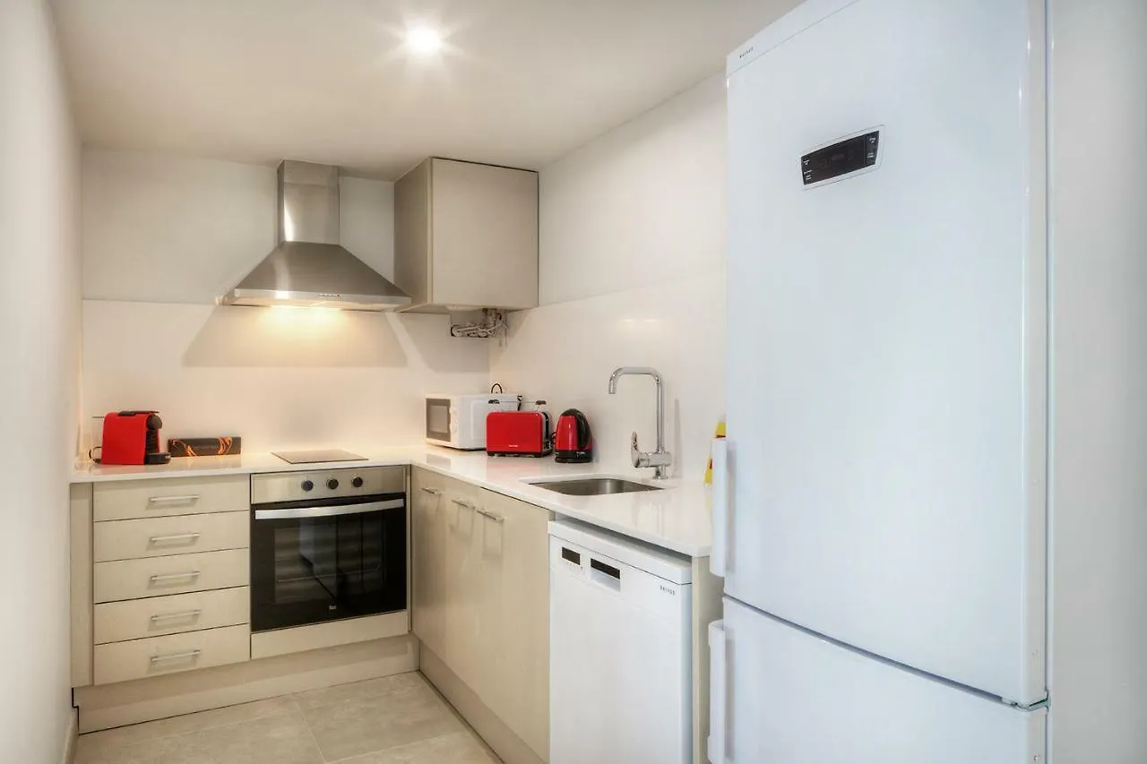 Apartaments Lauria Tarragona 0*,