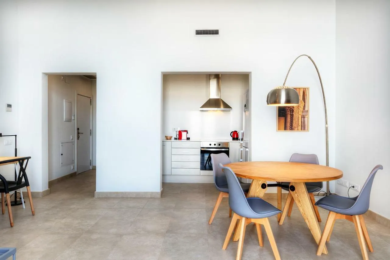 Apartaments Lauria Таррагона 0*,