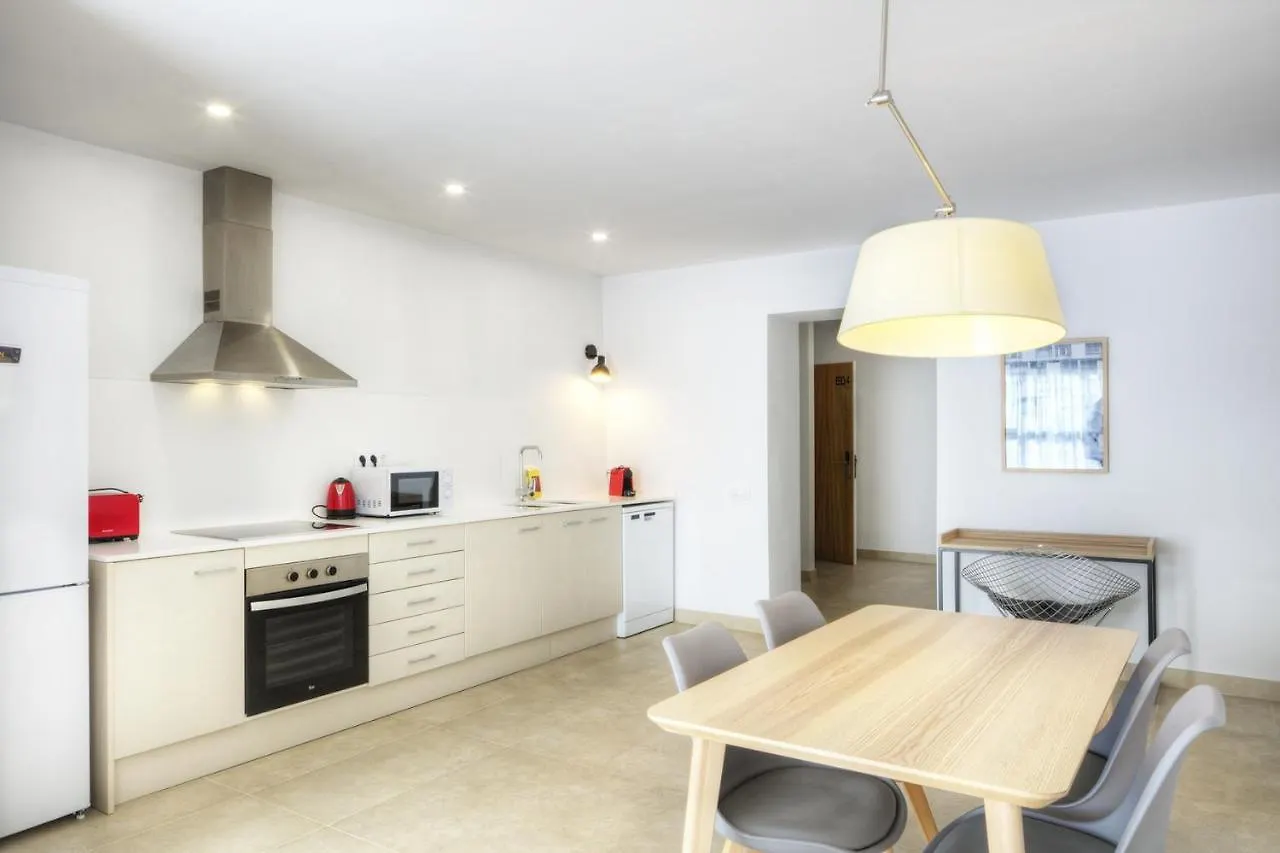 Apartaments Lauria Таррагона 0*,
